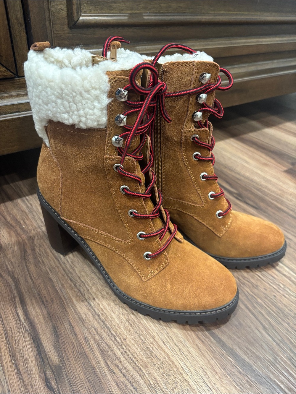 Nine West Tan Suede Lace-Up Shearling Ankle Boots with Red Laces